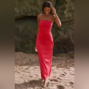 NWT Anthropologie Gabbie Strapless Ruched Tube Dress Celandine Red  - Large 🟥